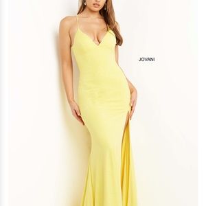 NEW JOVANI Prom dress